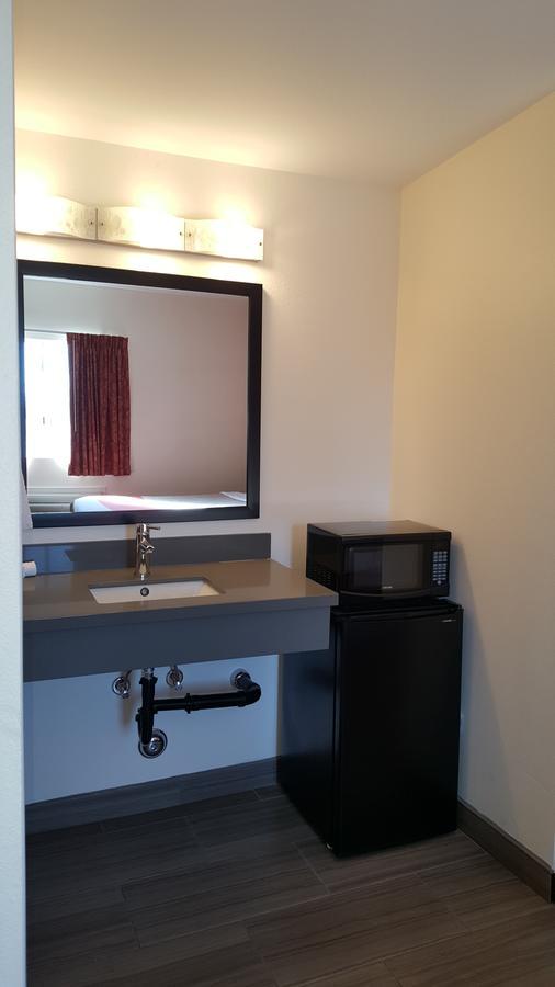 Motel 6 Maple/Main Hesperia Zimmer foto